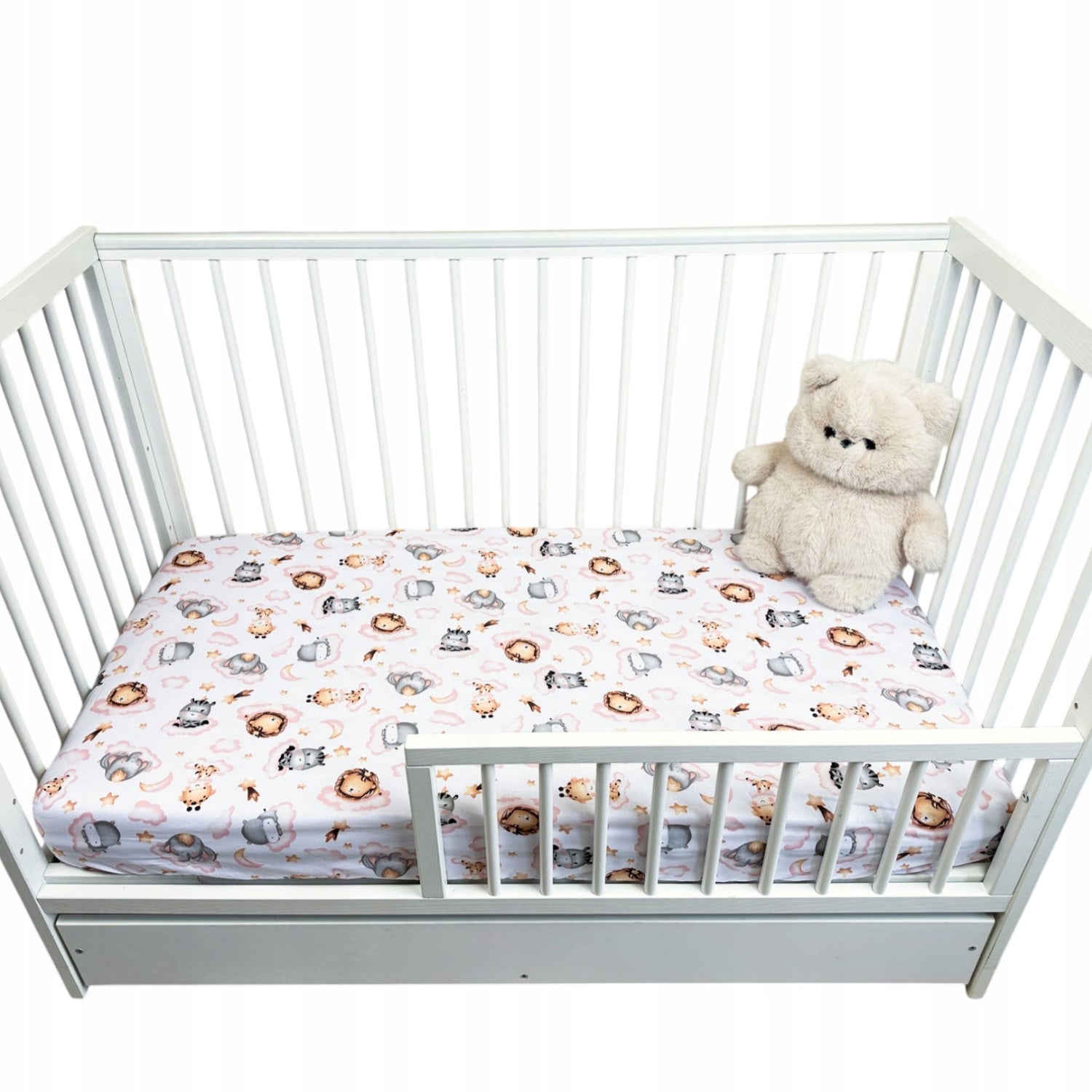 Prześcieradło do łóżeczka, 60x120 cm, wzór Różowy lew na chmurce | Plumeri